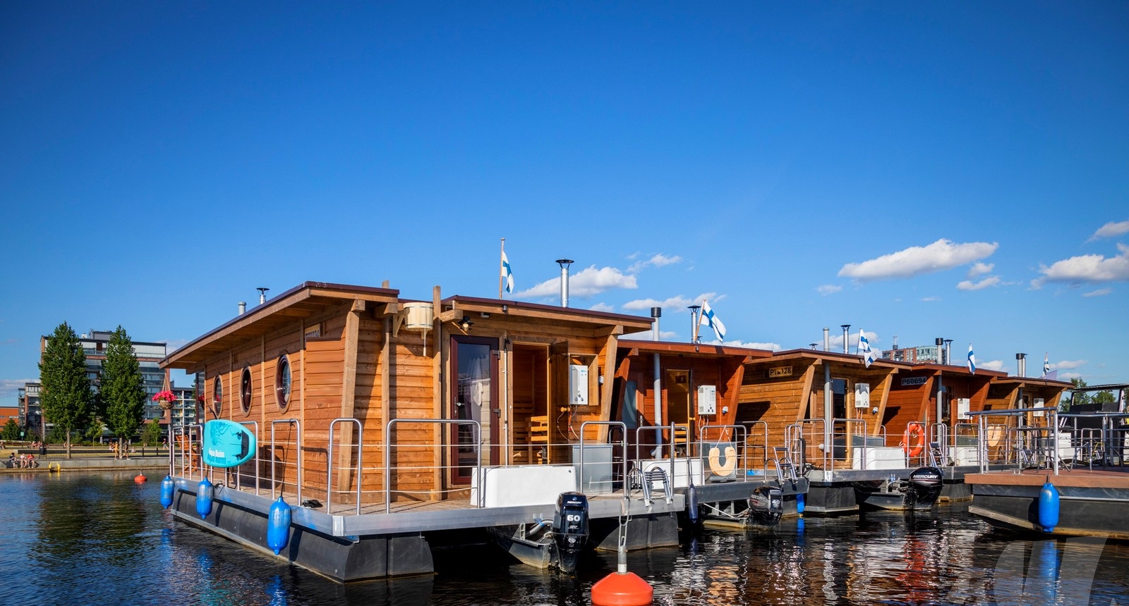 TF1 HOUSE BOAT JC JEROME AUGUSTIN DUMONT